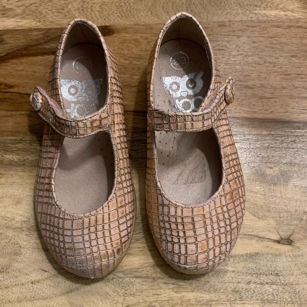 Girls slip on